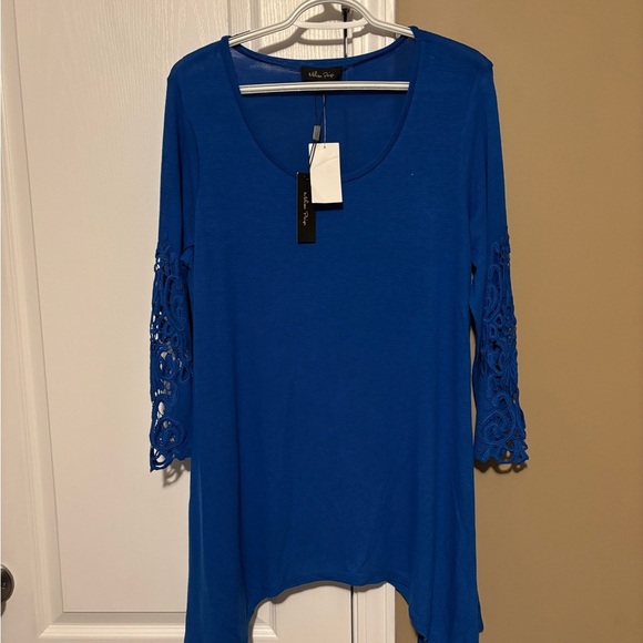 Melissa Paige Tops - Melissa Paige Royal Blue Crochet Sleeve Tunic Size XL